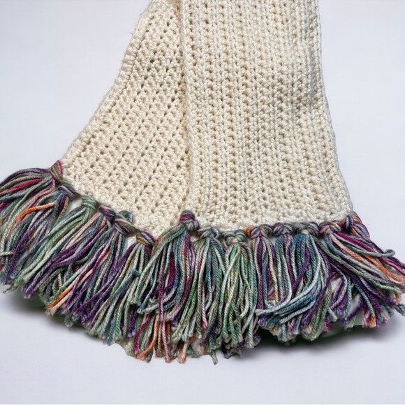 Handmade Crocheted Little Girls Scarf and Hat Set. Hat is 20” Diameter Scarf 35” - Picture 4 of 6